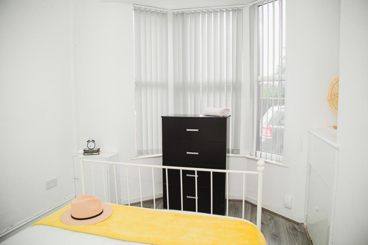 Modern Central Oasis Homestay
